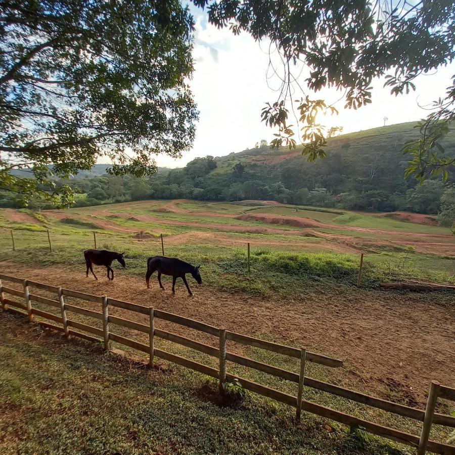 Pousada Campestre Vila ทีราเดนเจส ภายนอก รูปภาพ