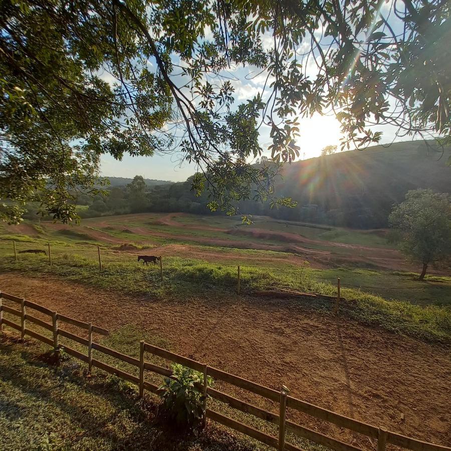 Pousada Campestre Vila ทีราเดนเจส ภายนอก รูปภาพ